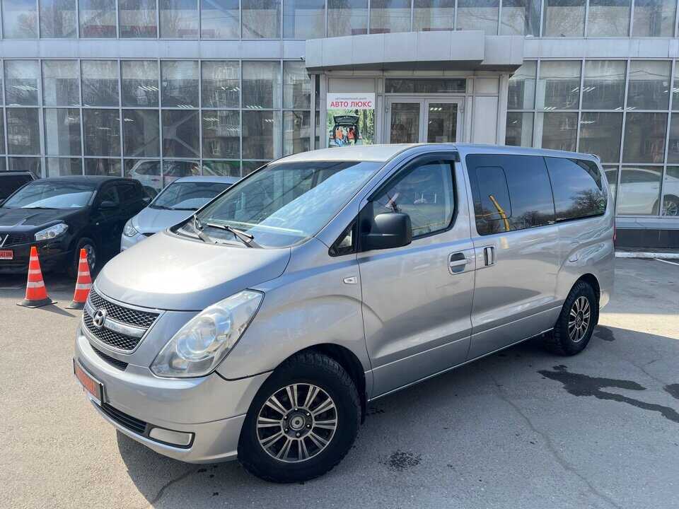 Hyundai Grand Starex