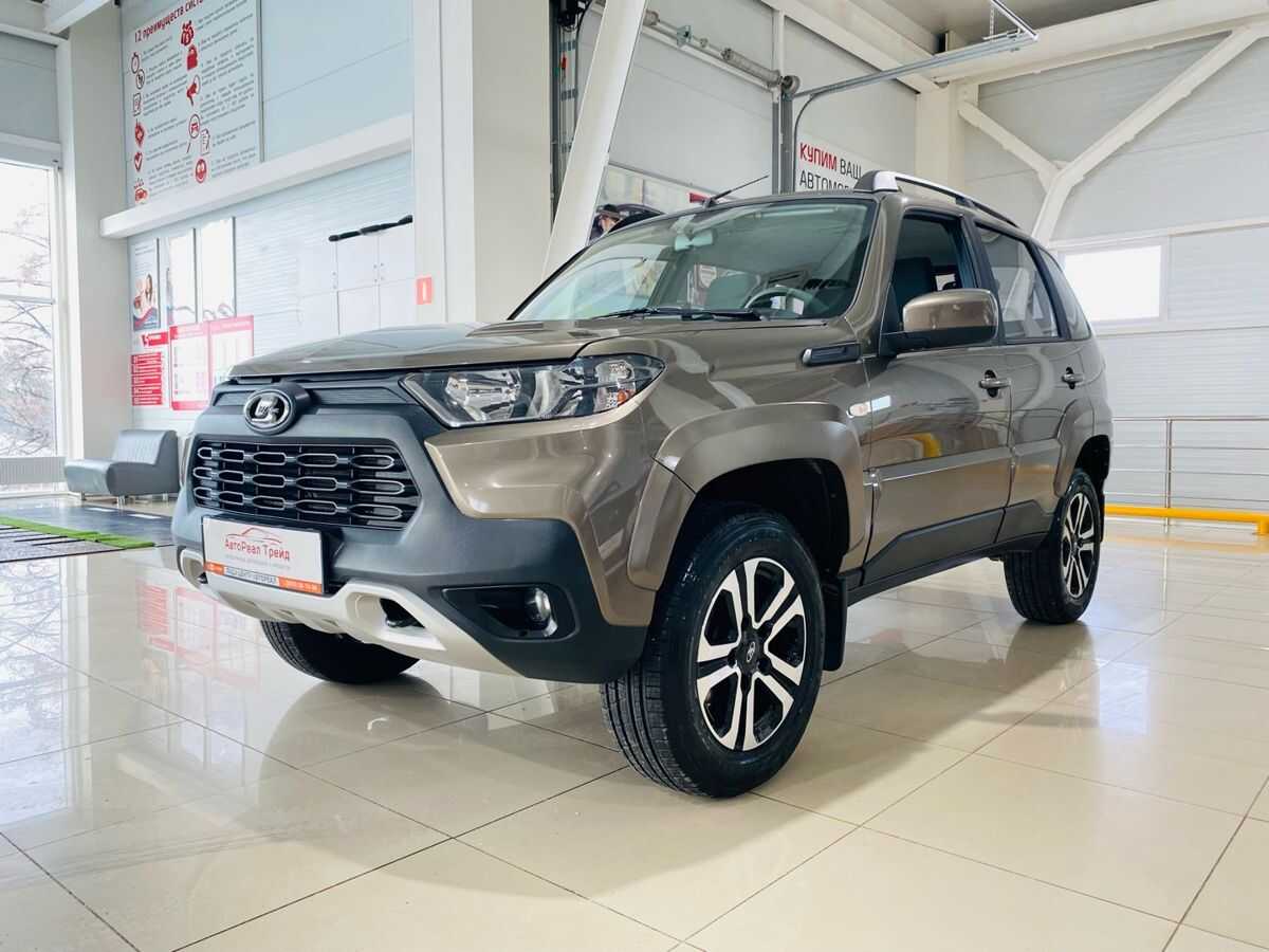 LADA Niva Travel