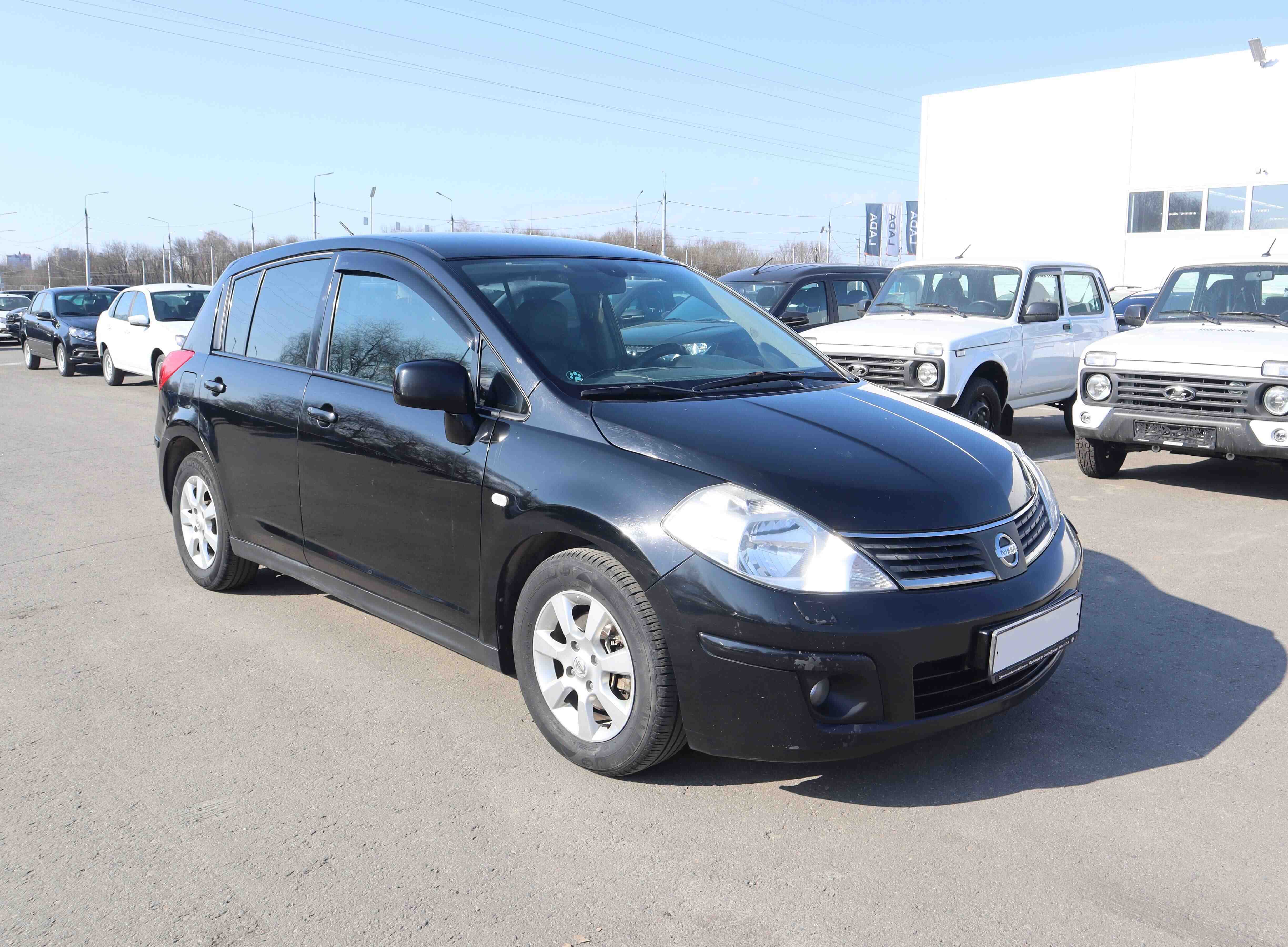 Nissan Tiida