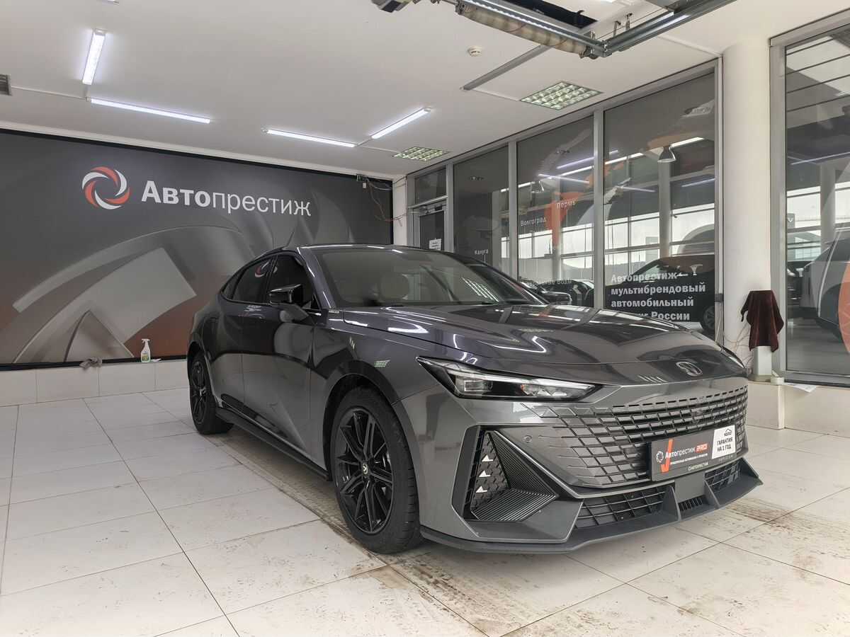 Changan UNI-V