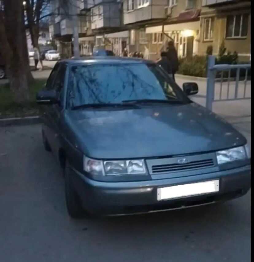 LADA 2110