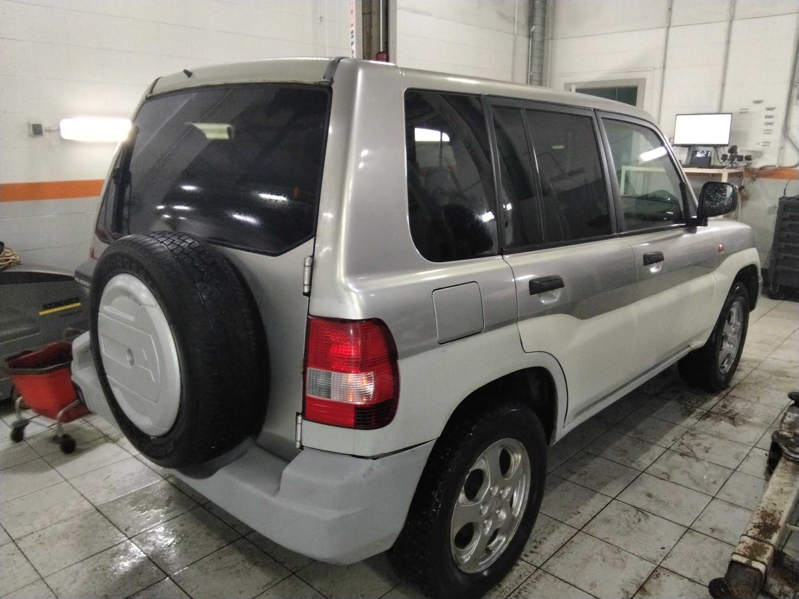 Mitsubishi Pajero Pinin