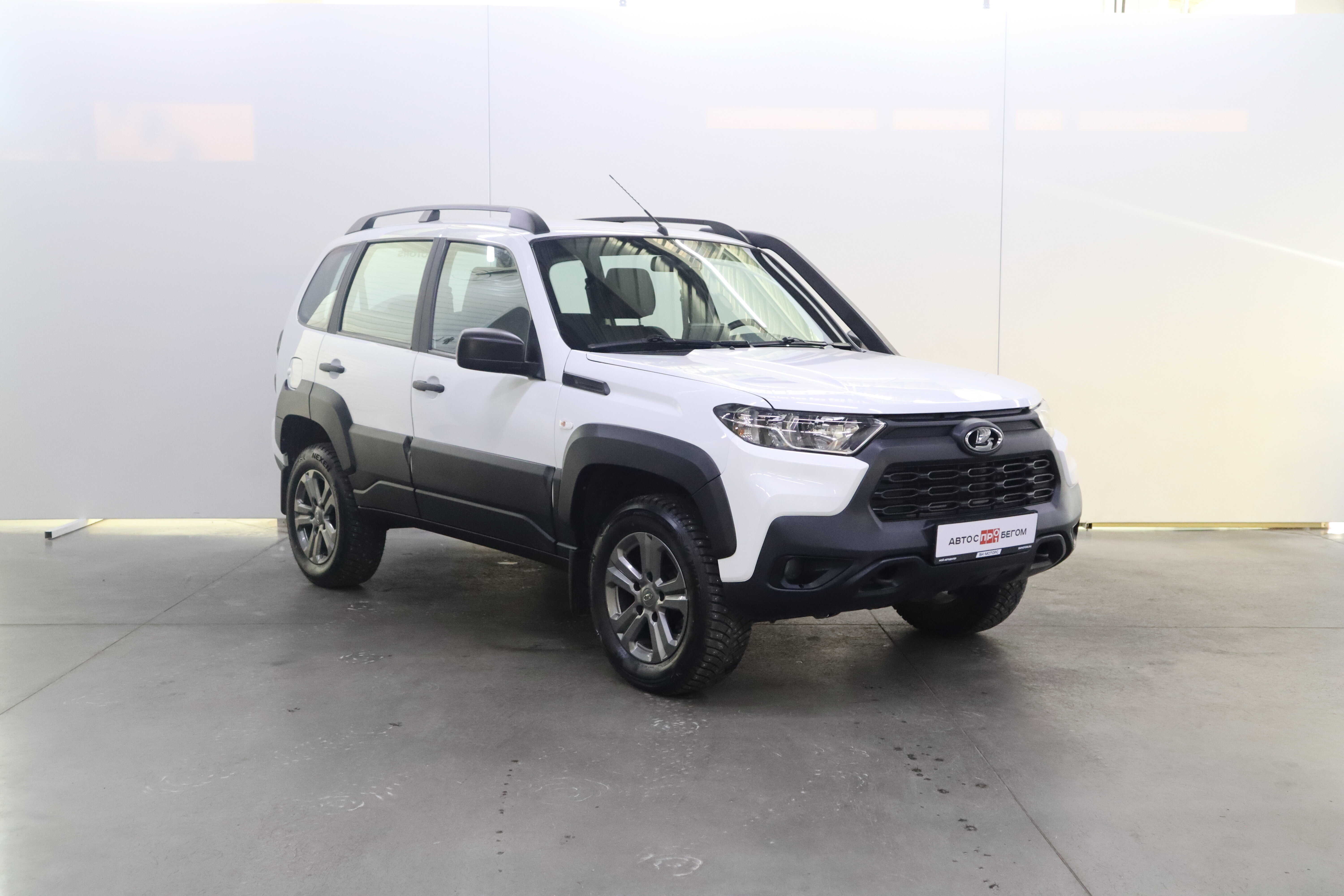 LADA Niva Travel
