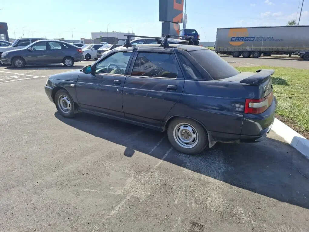 LADA 2110