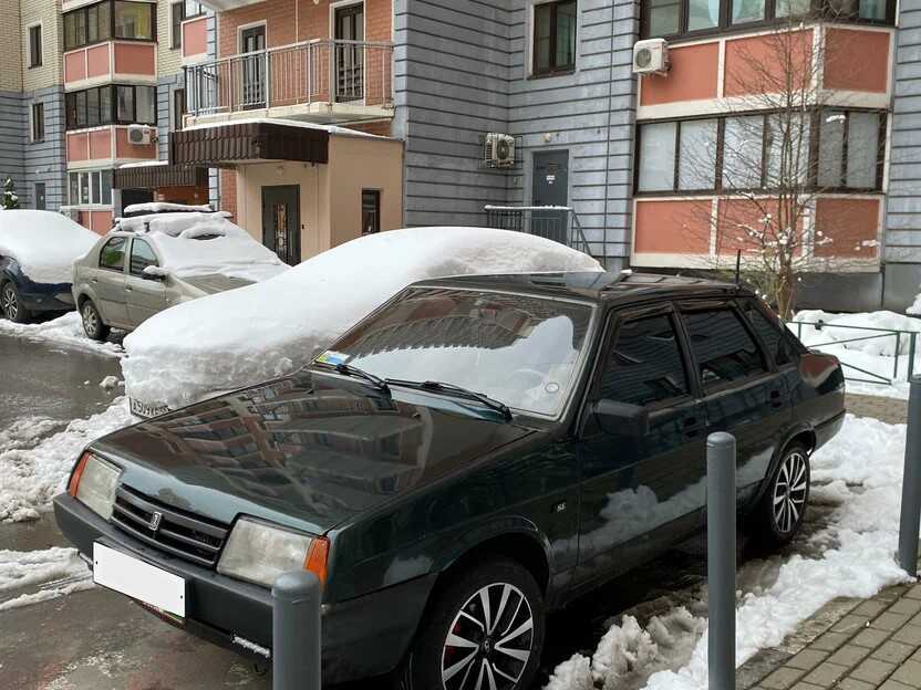 LADA 21099