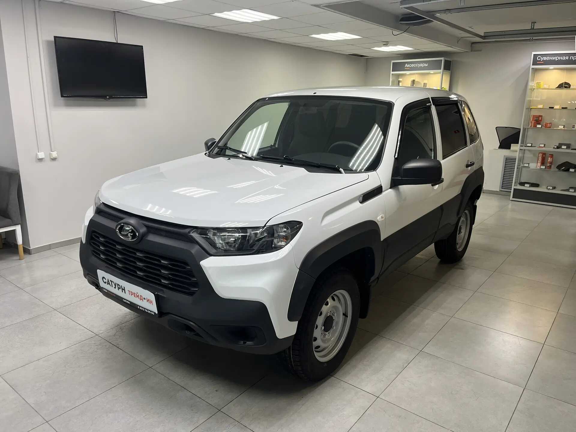 LADA Niva Travel