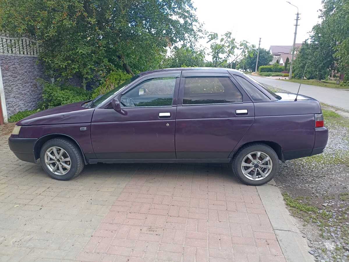 LADA 2110