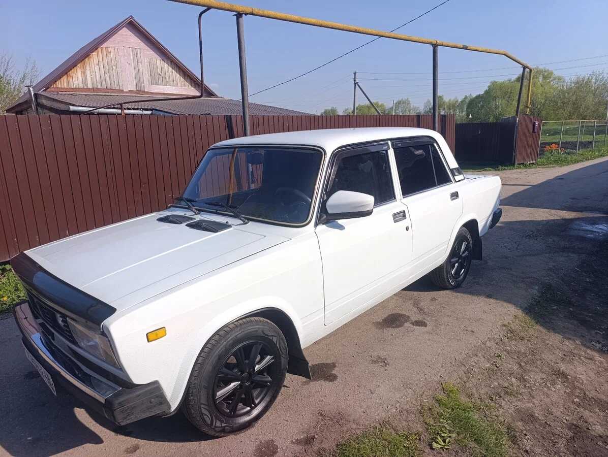 LADA 2105