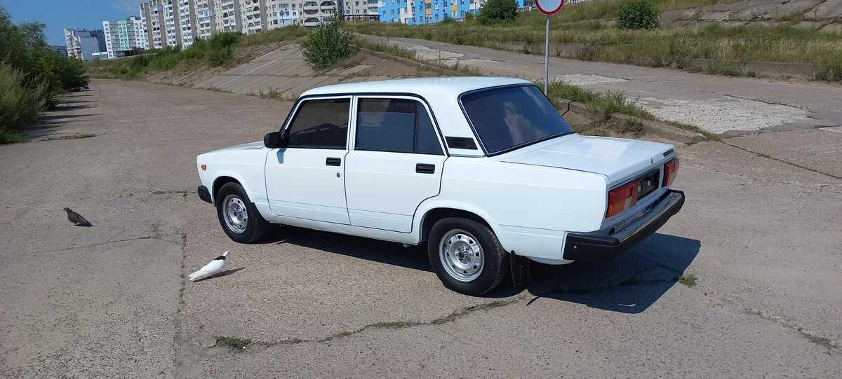 LADA 2105