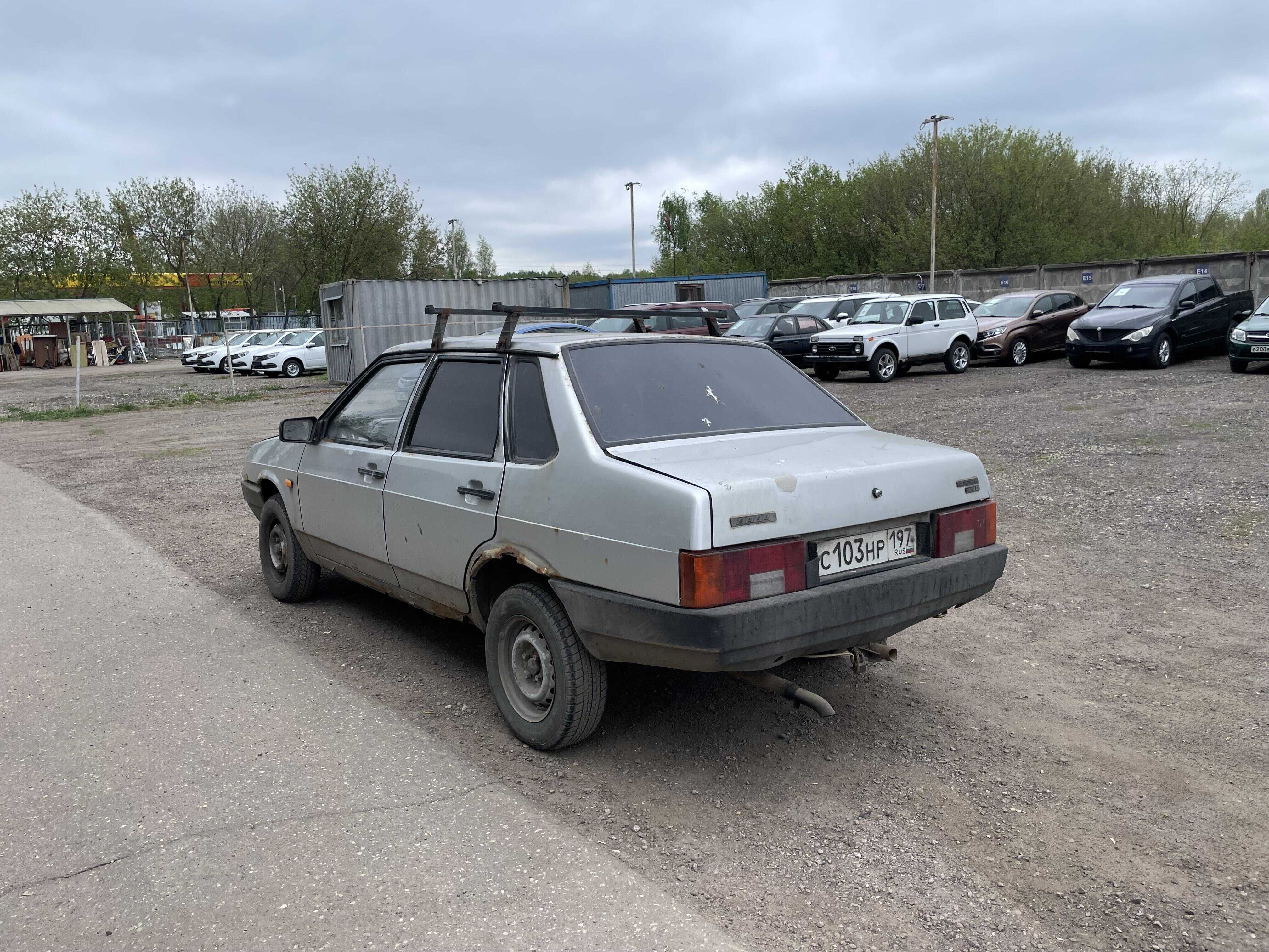 LADA 21099