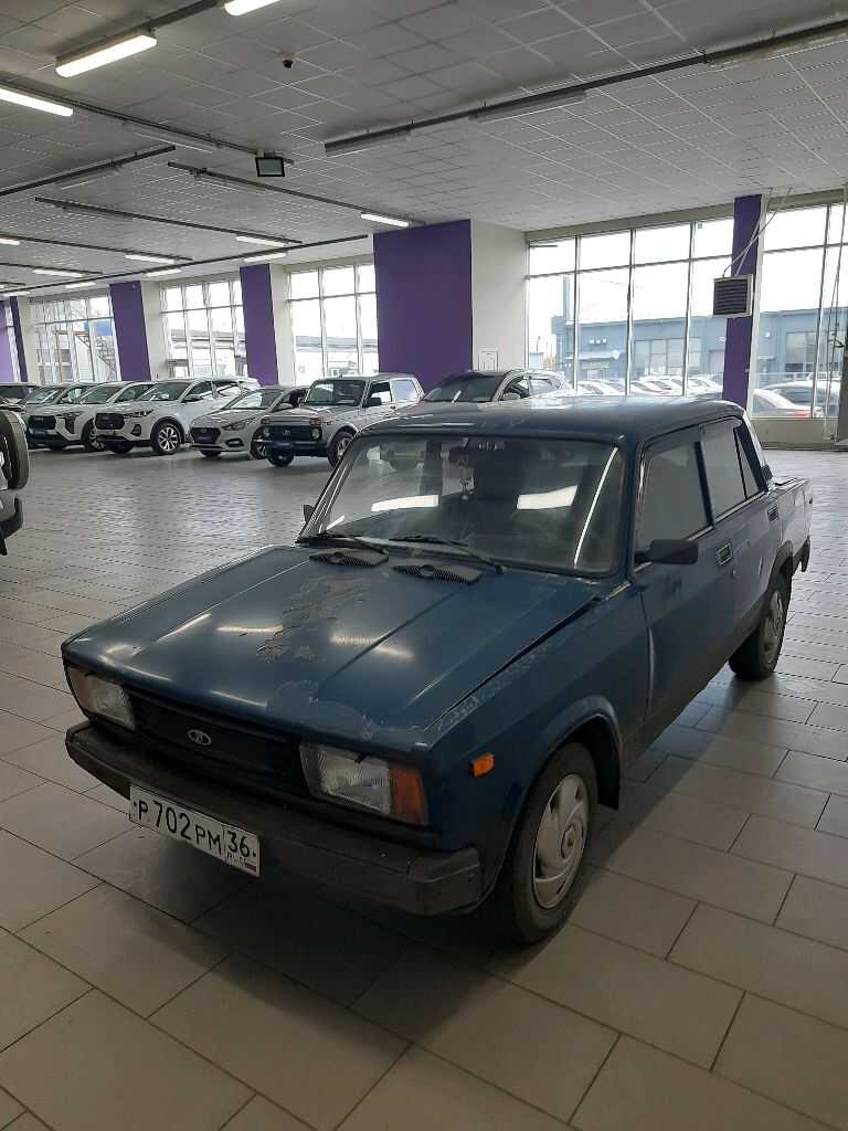 LADA 2105