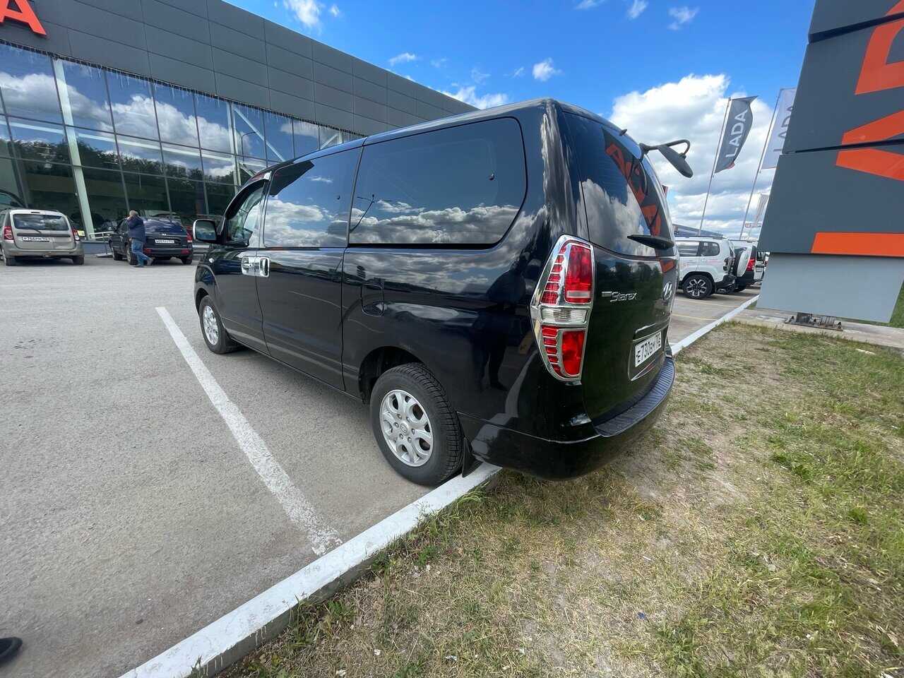 Hyundai Grand Starex