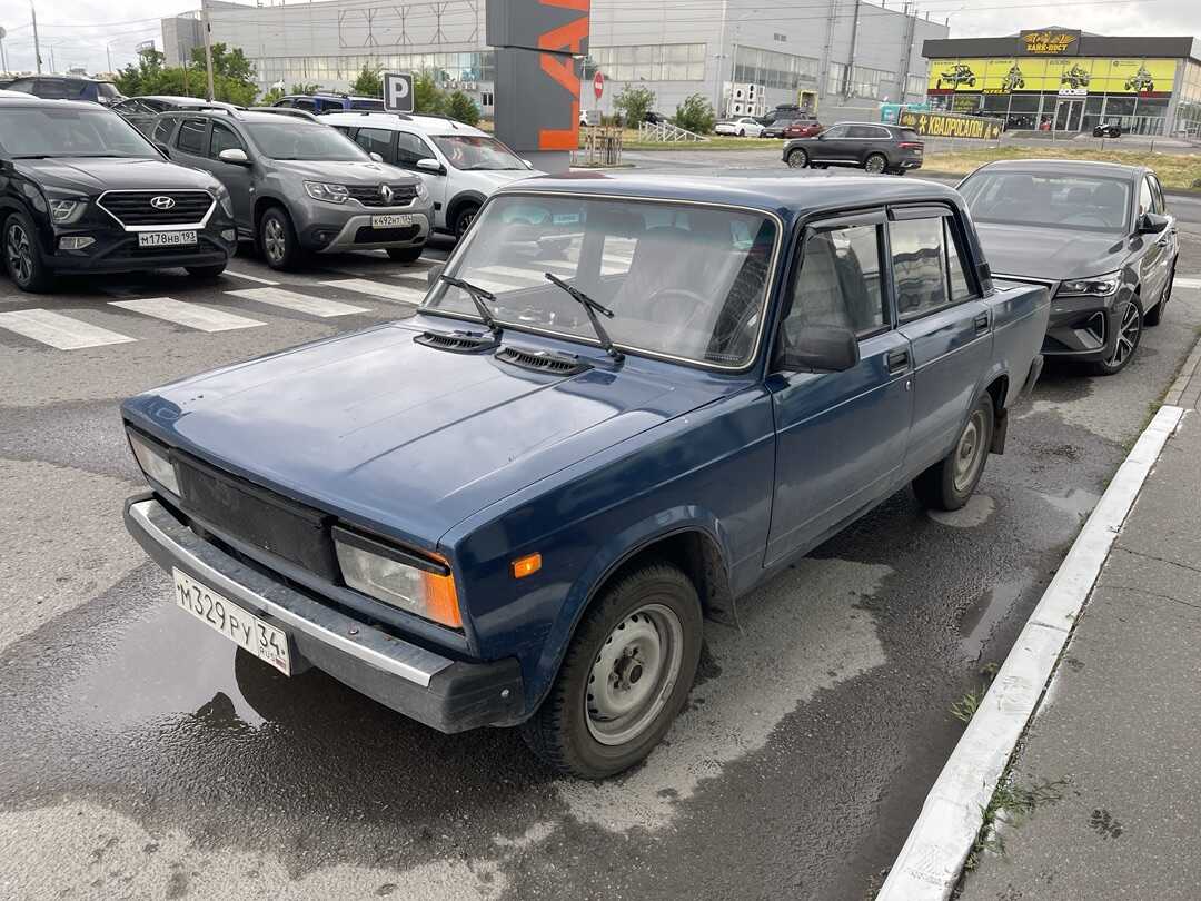 LADA 2105