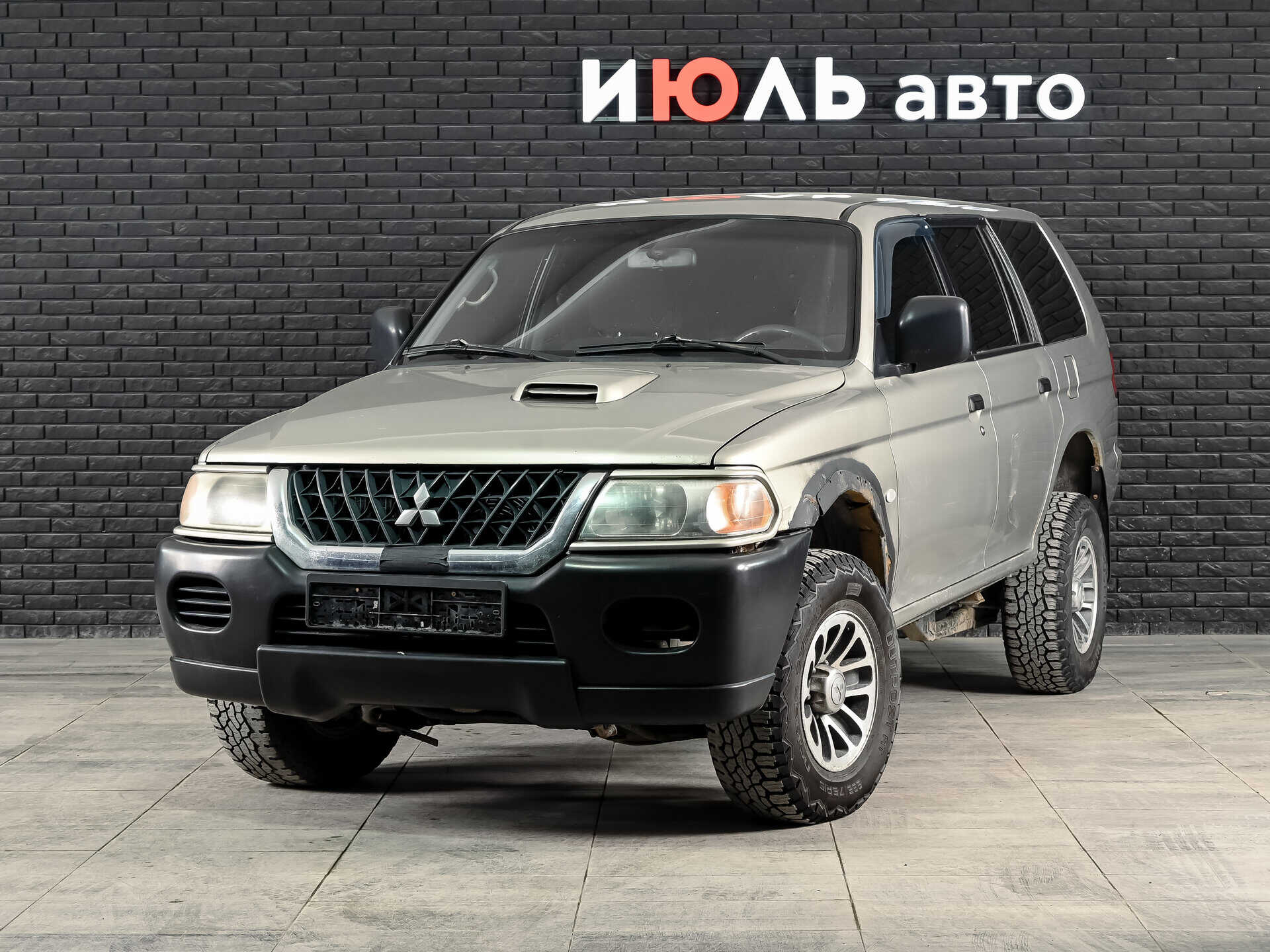 Mitsubishi Pajero Sport