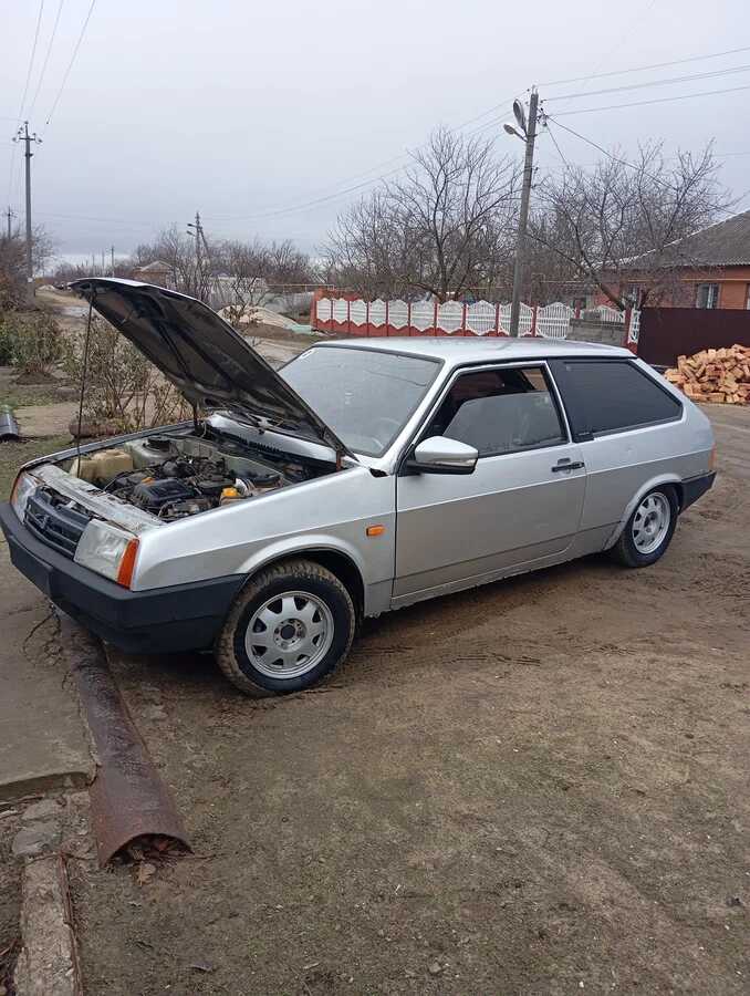 LADA 2108