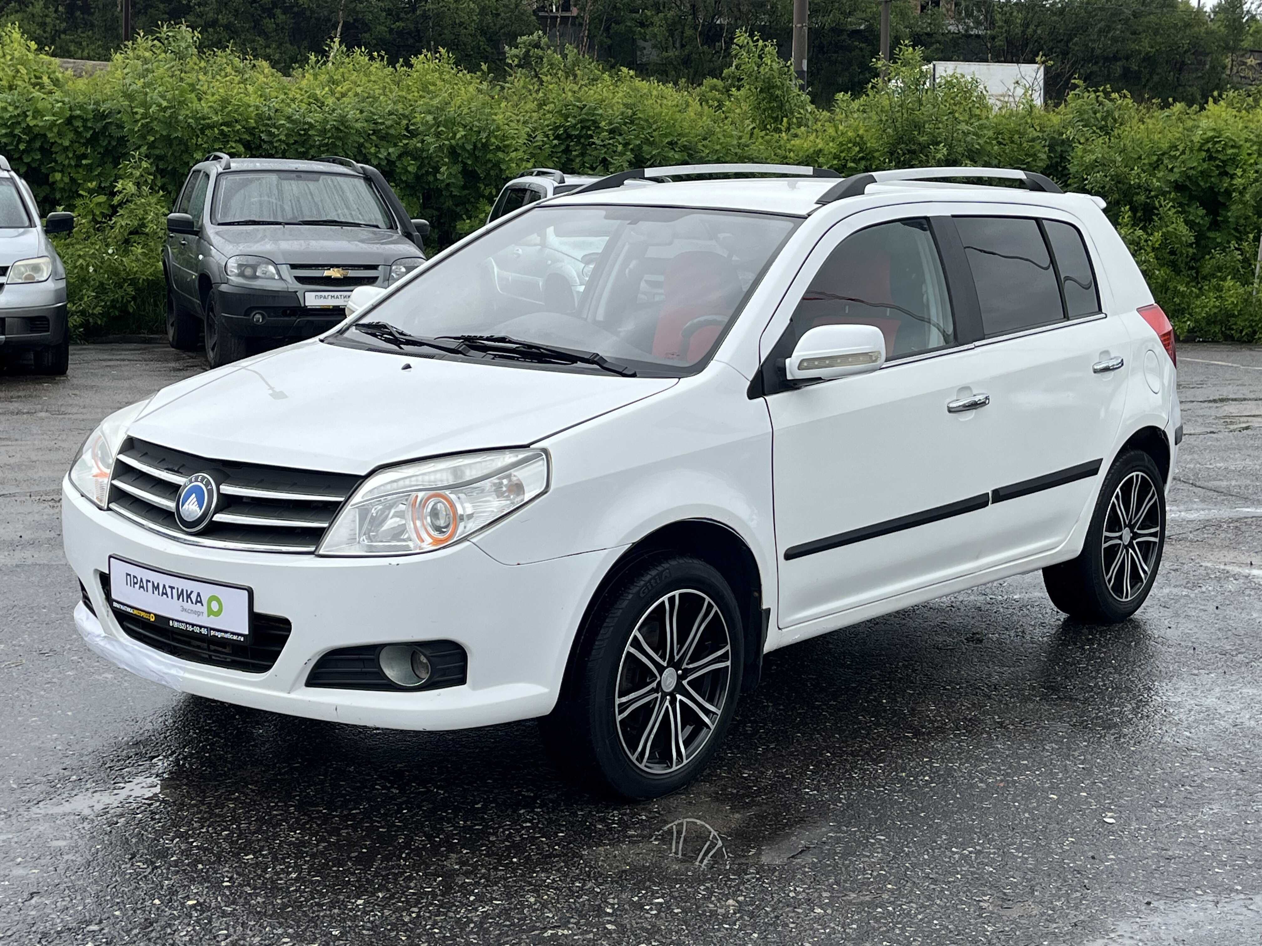 Geely MK Cross