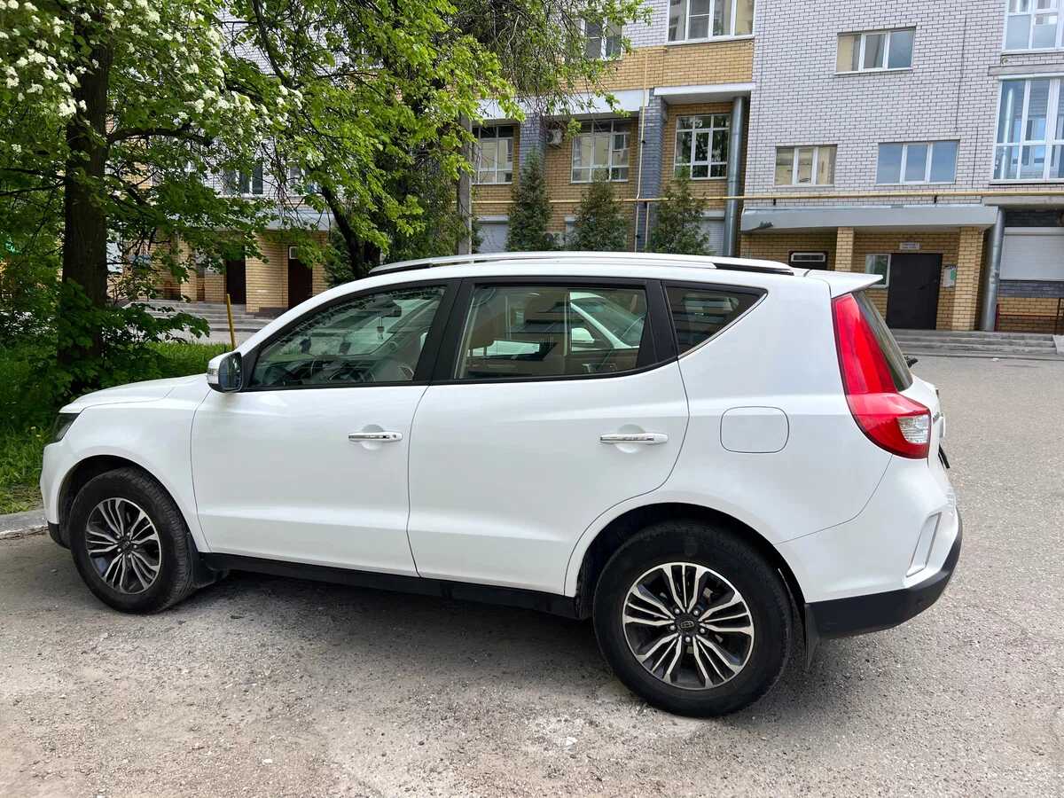 Geely Emgrand X7
