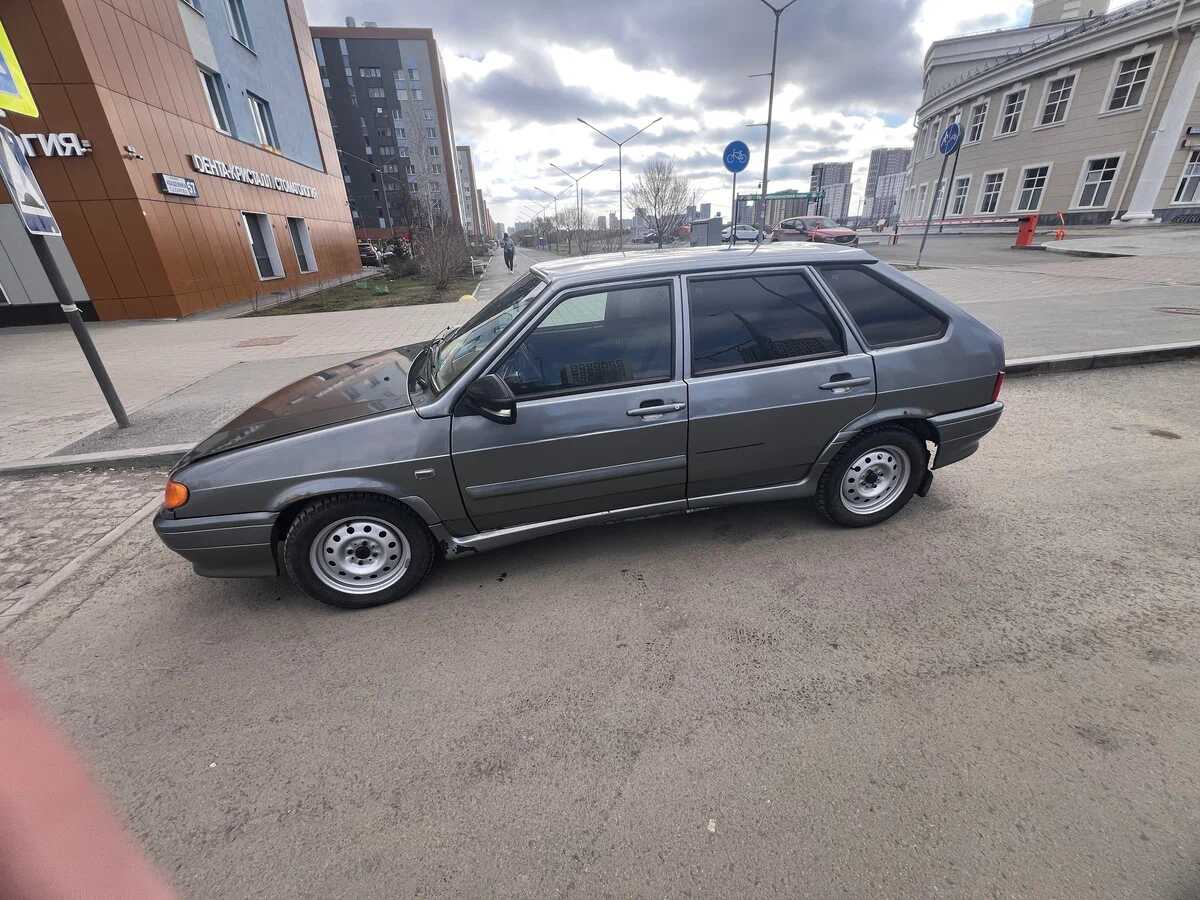 LADA 2114