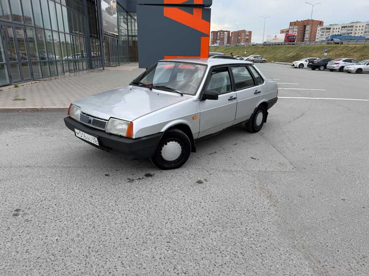 LADA 21099