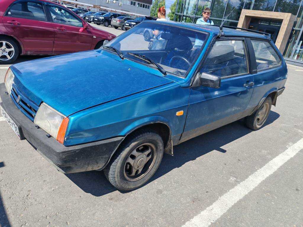 LADA 2108