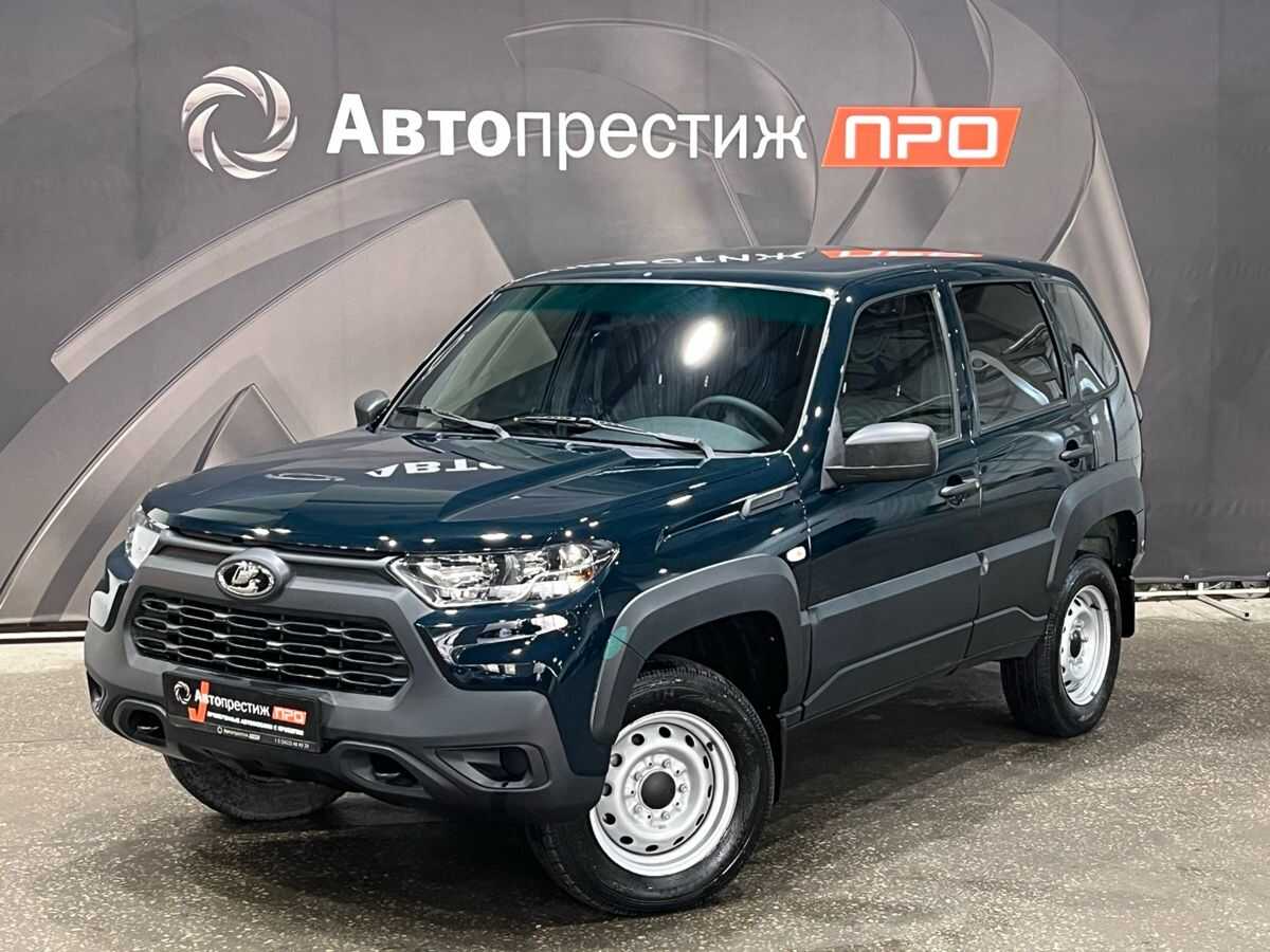 LADA Niva Travel