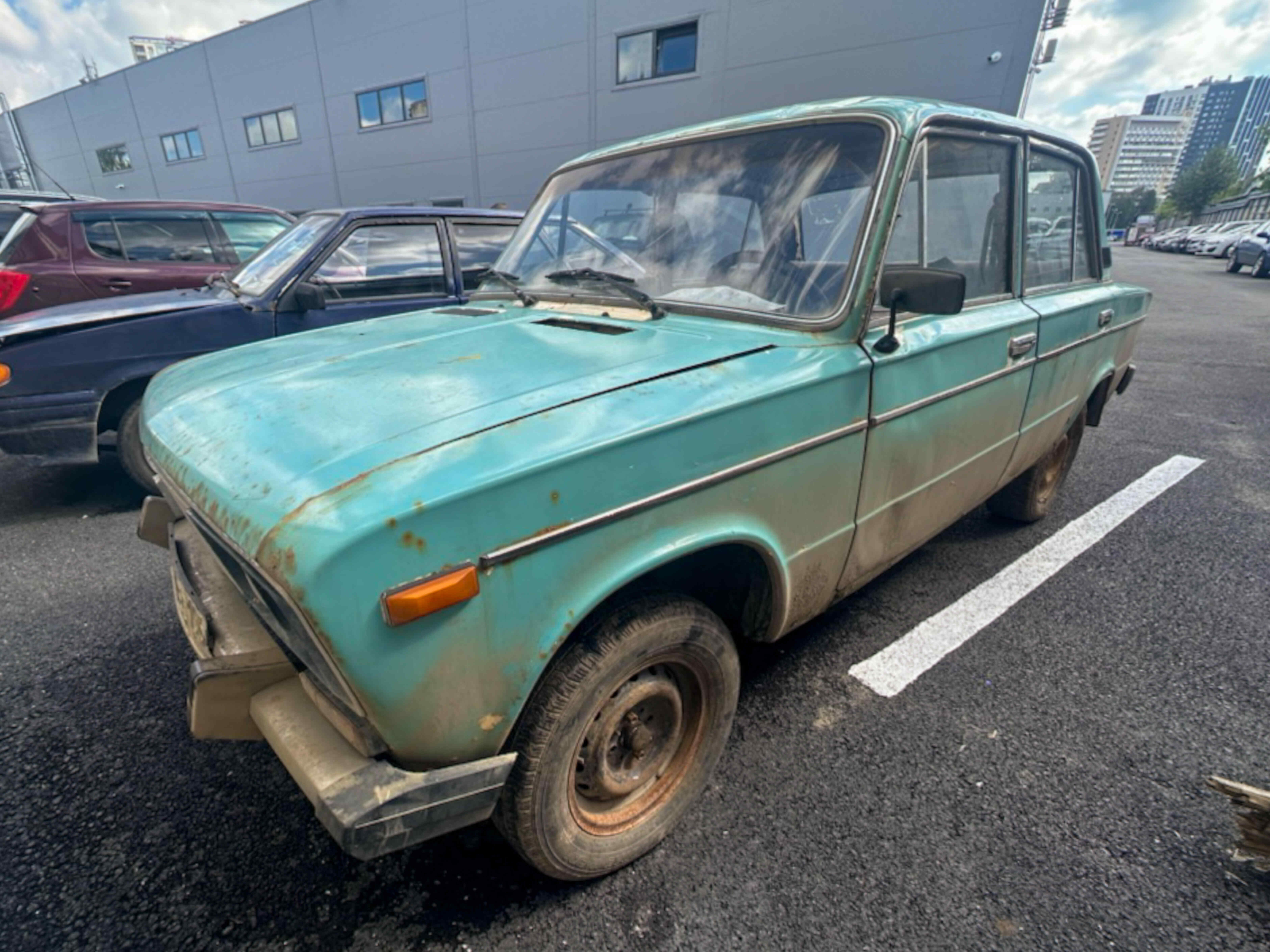 LADA 2106