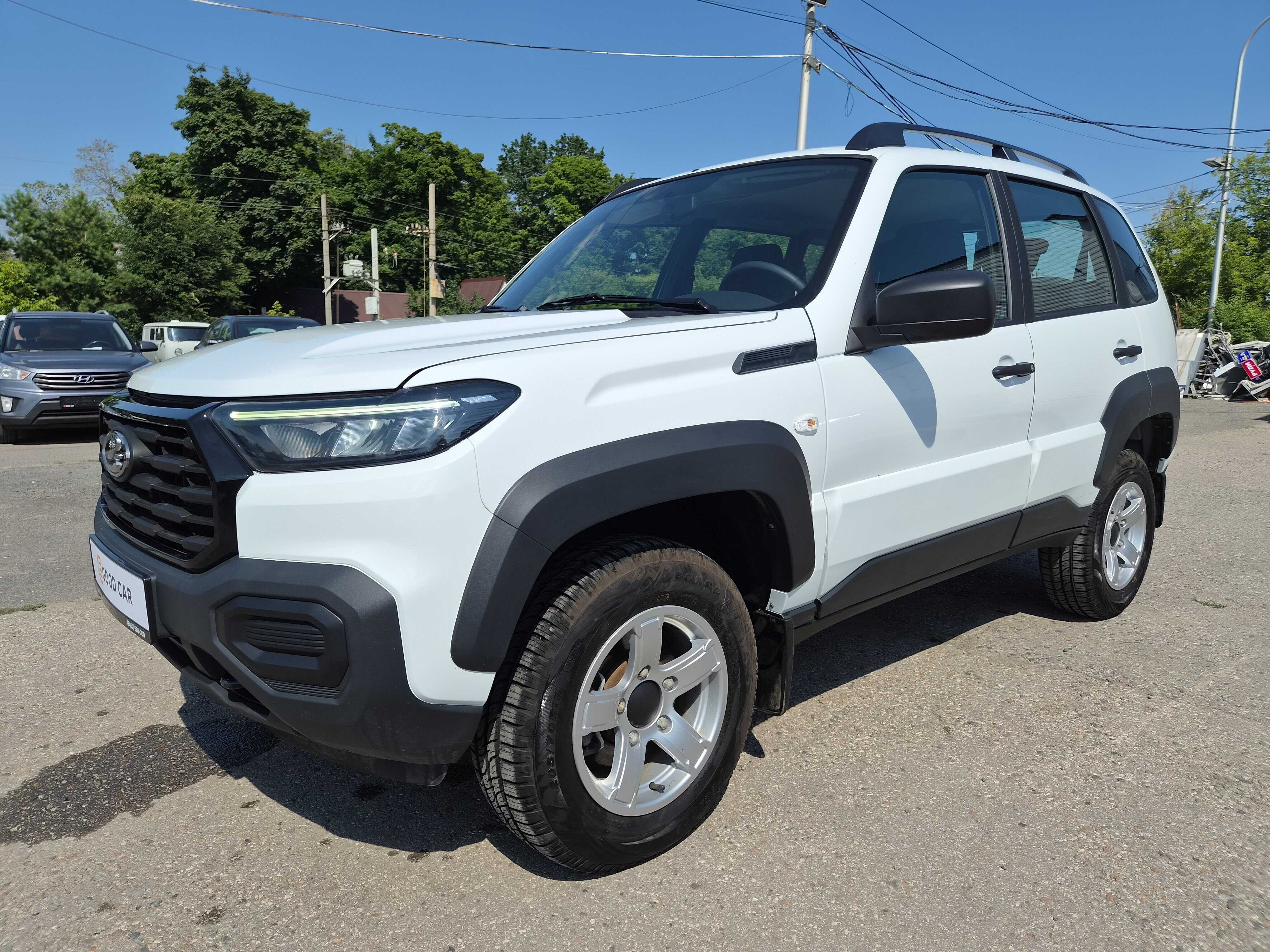 LADA Niva Travel