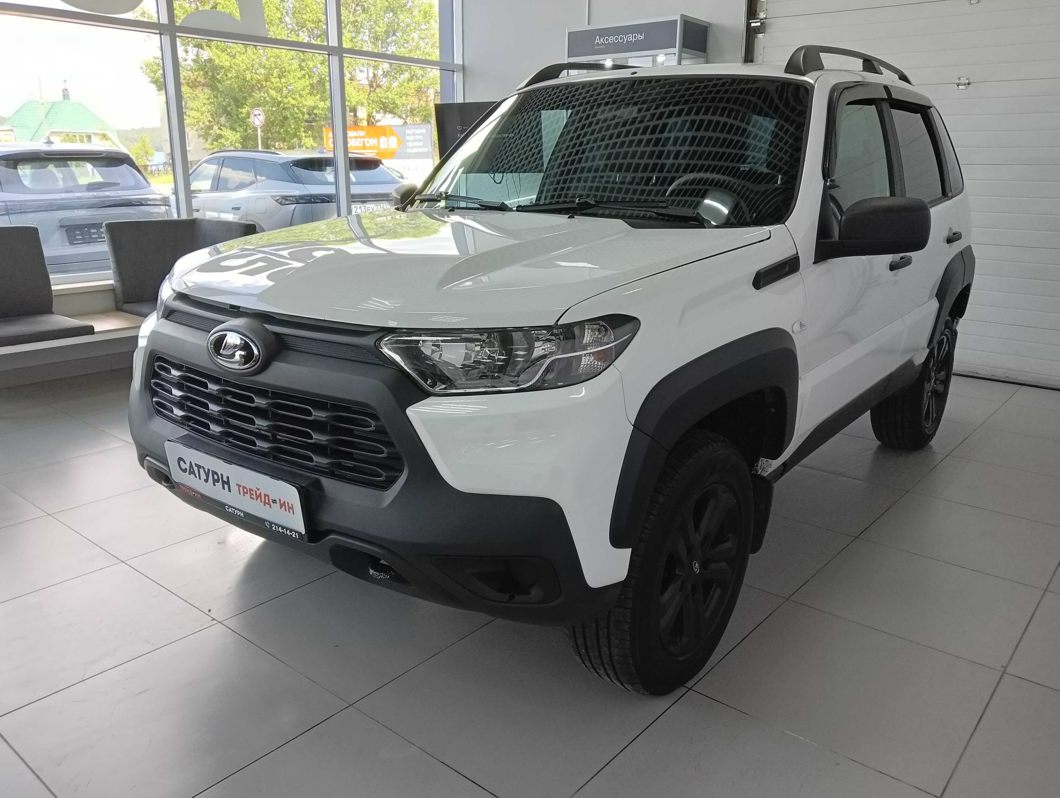 LADA Niva Travel