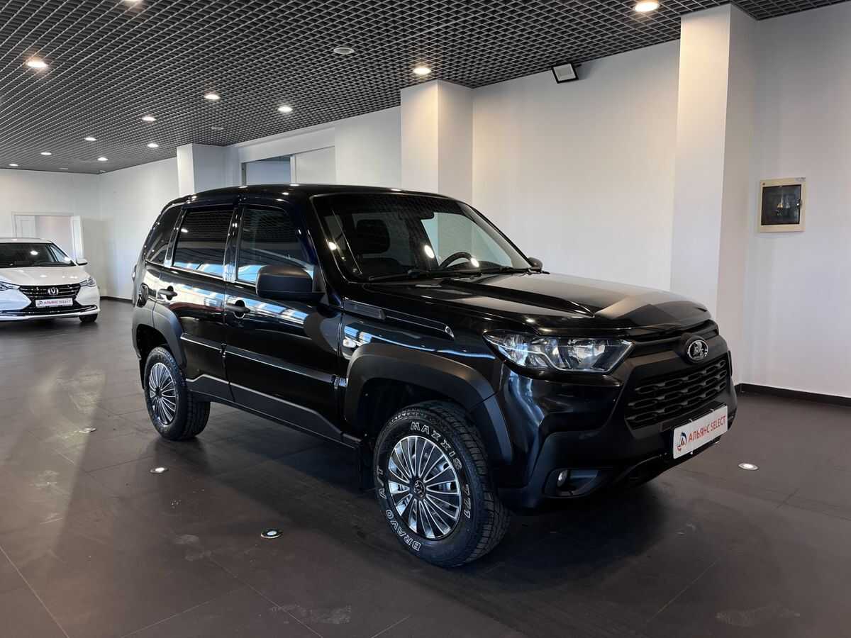 LADA Niva Travel