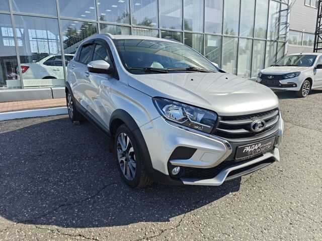 LADA XRAY
