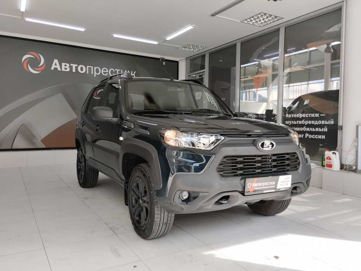 LADA Niva Travel