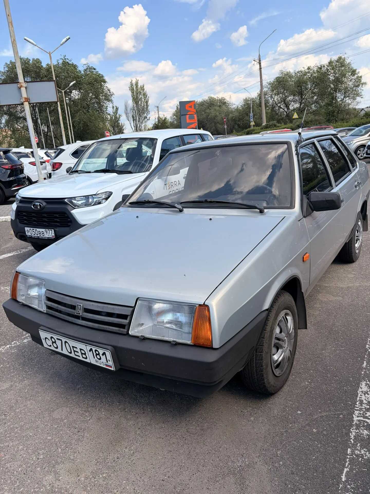 LADA 21099
