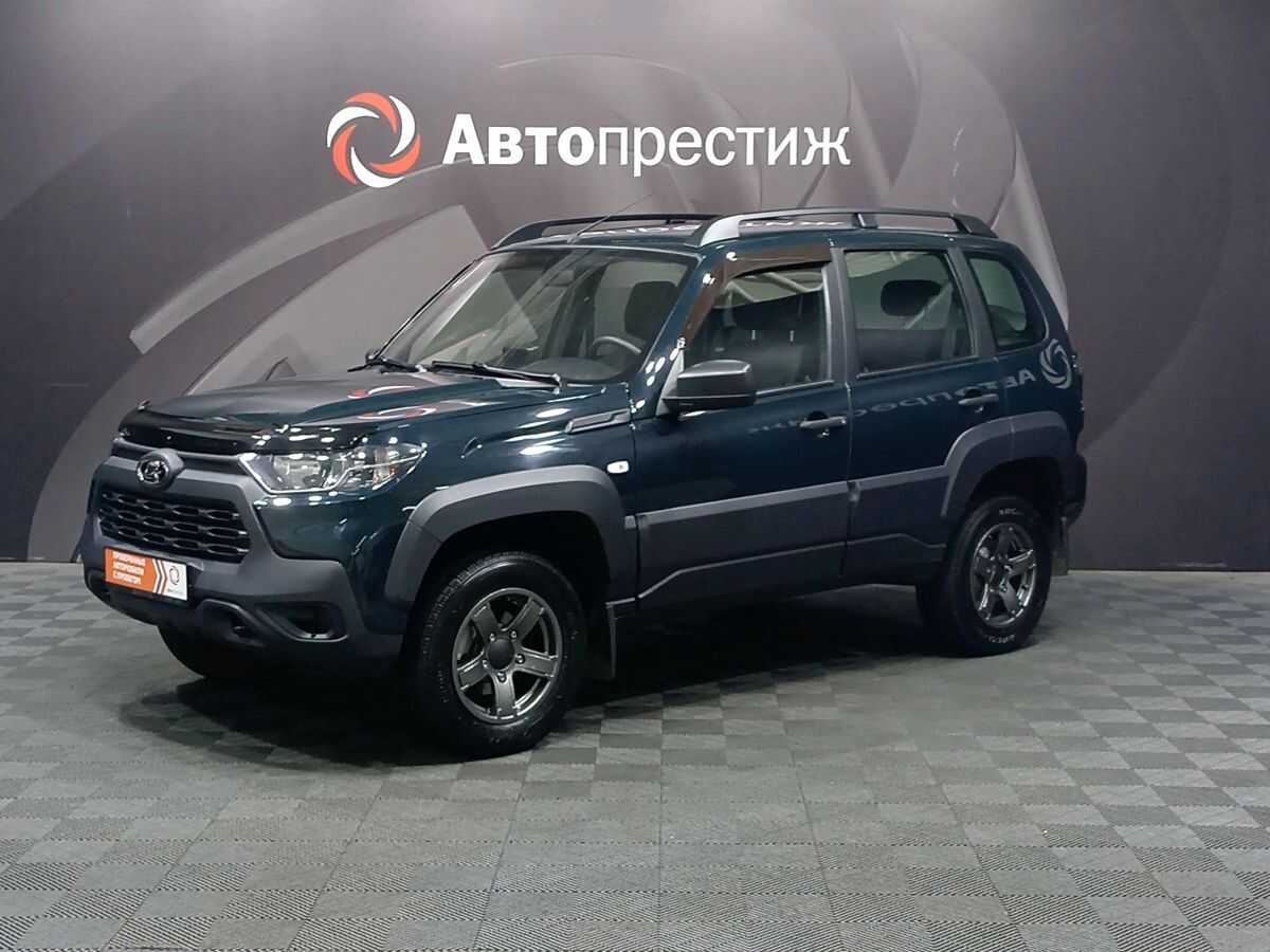 LADA Niva Travel