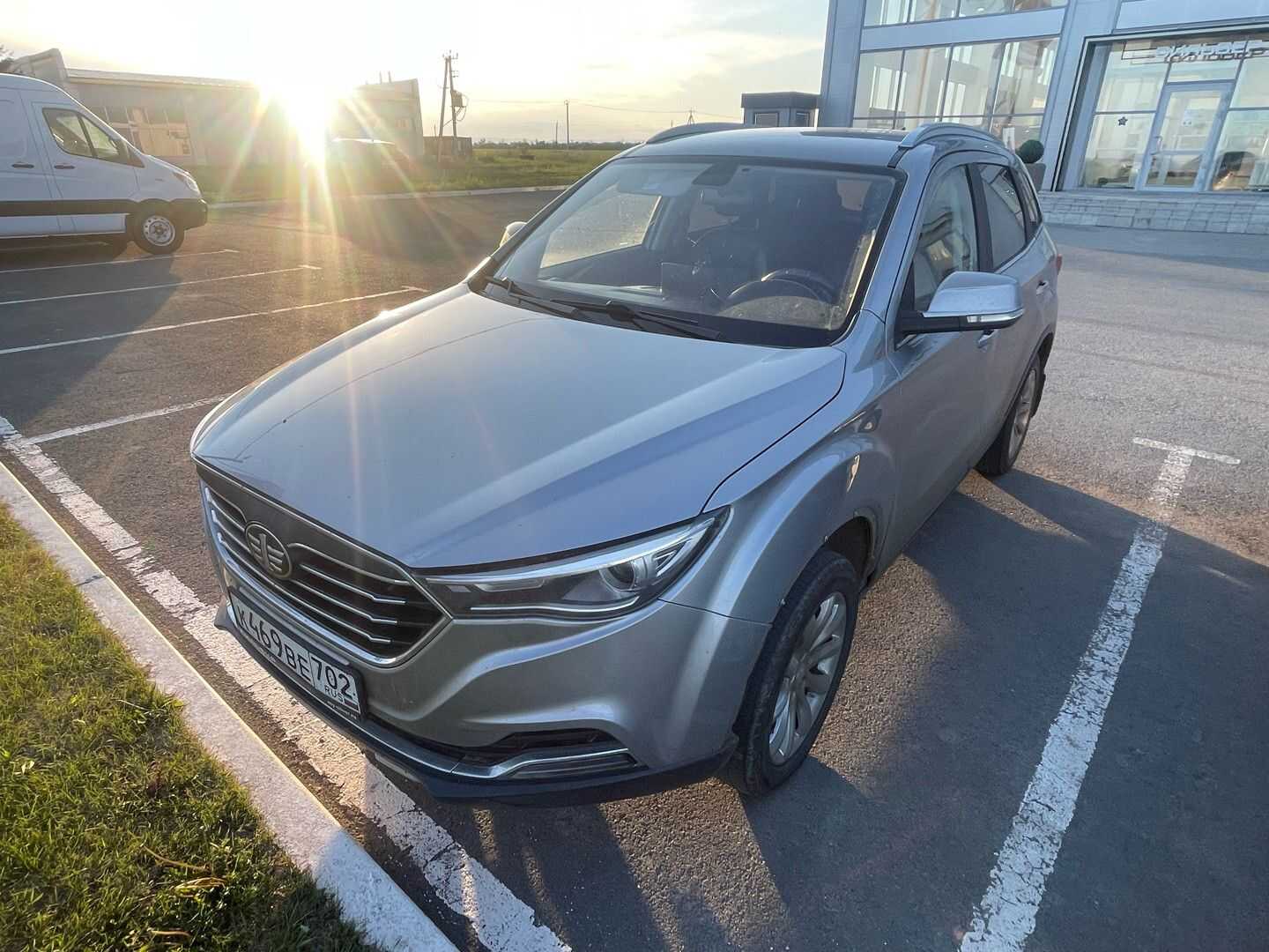 FAW Besturn X40