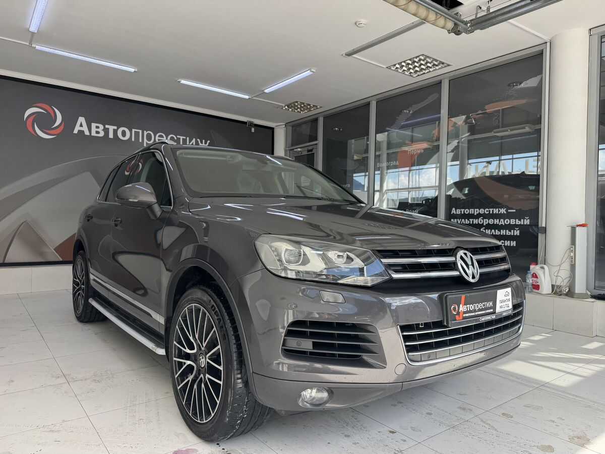 Volkswagen Touareg