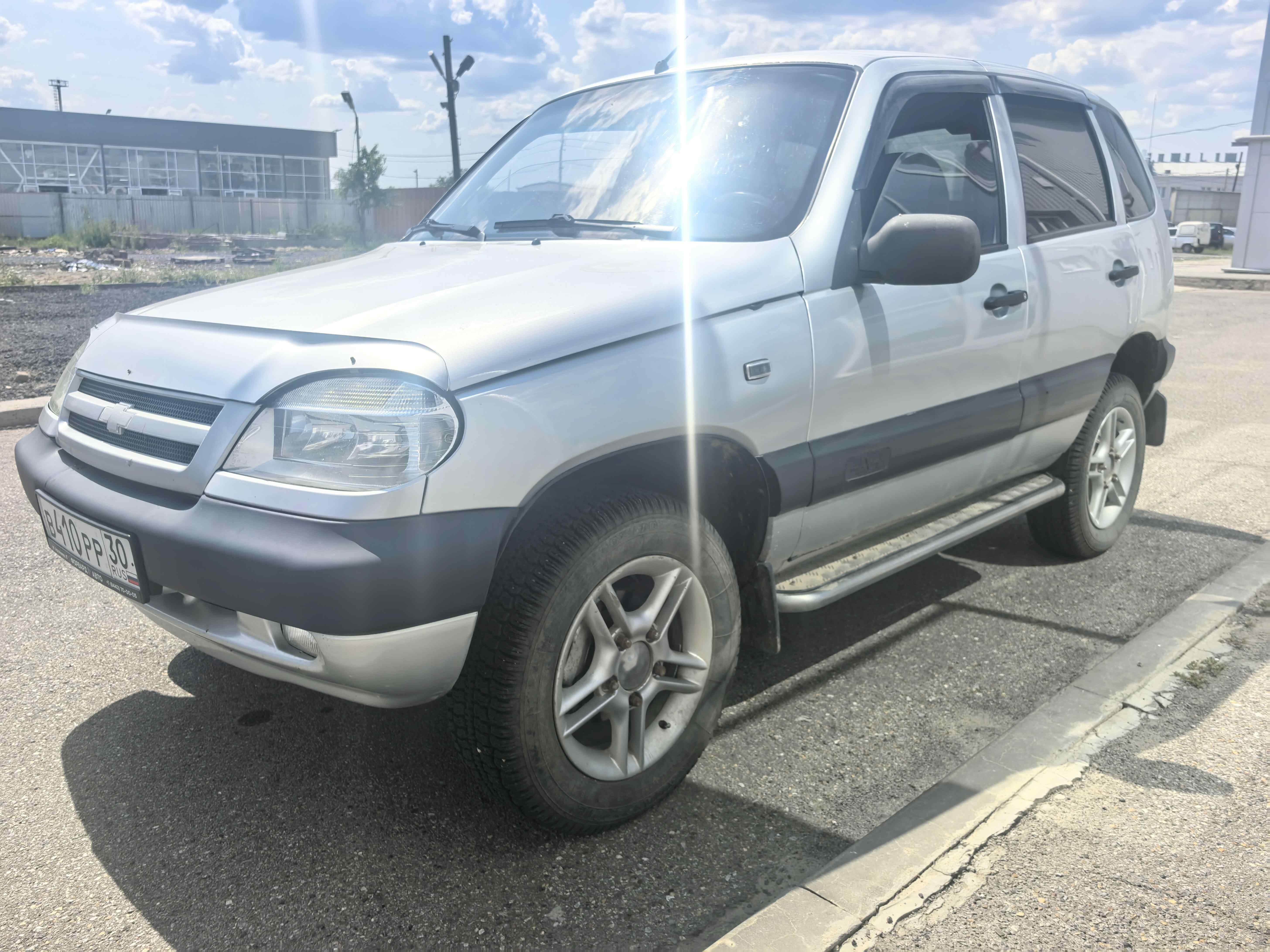 LADA 2123