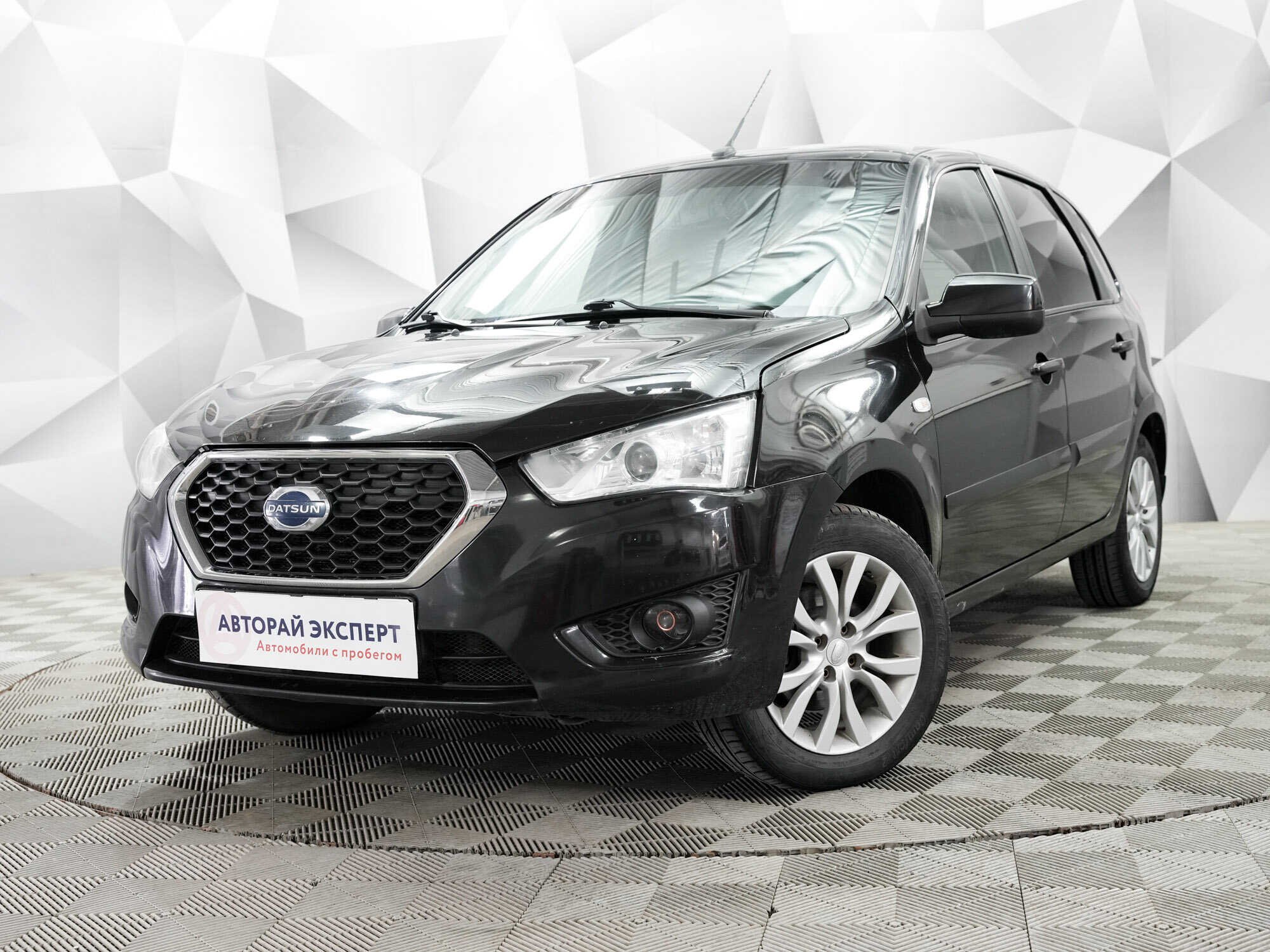 Datsun mi-DO