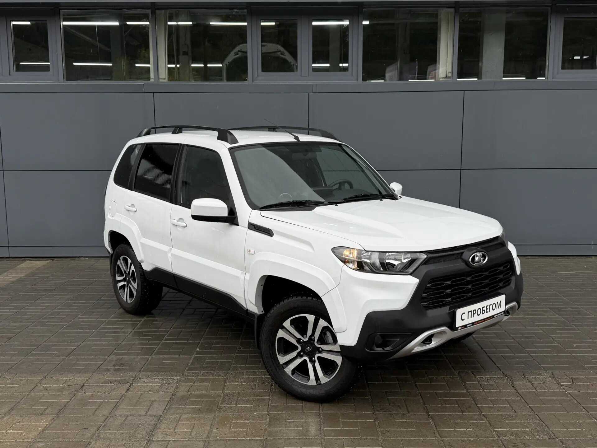 LADA Niva Travel
