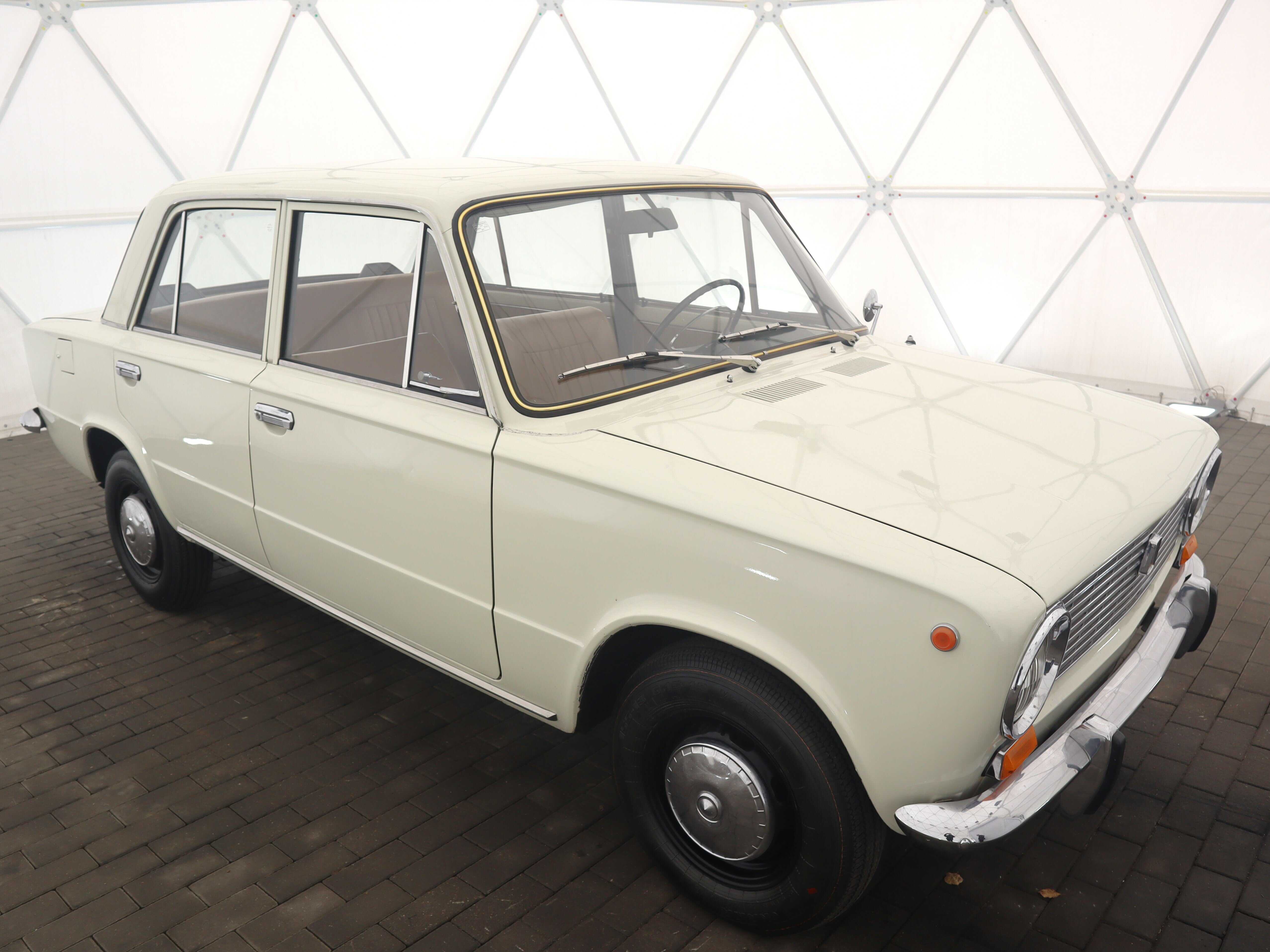 LADA 2101