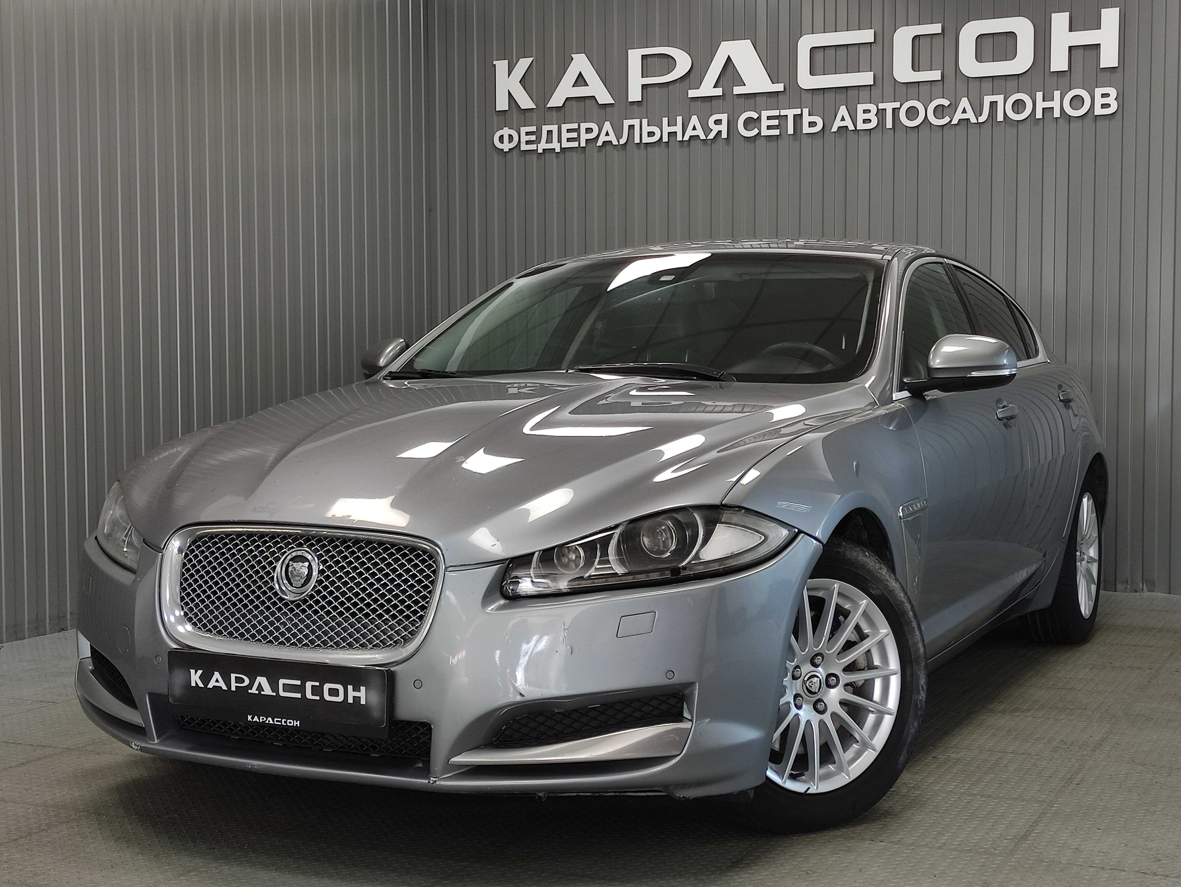 Jaguar XF