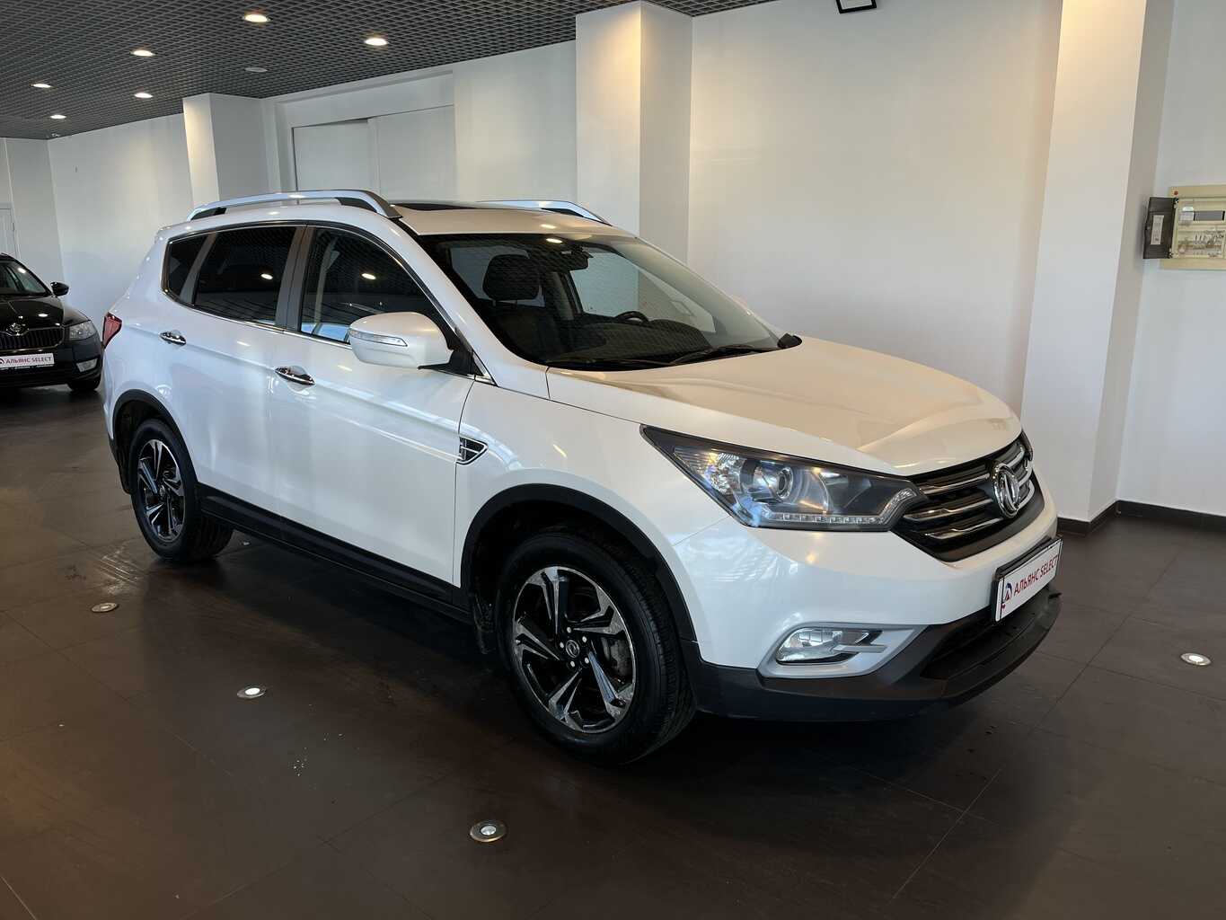 DongFeng AX7