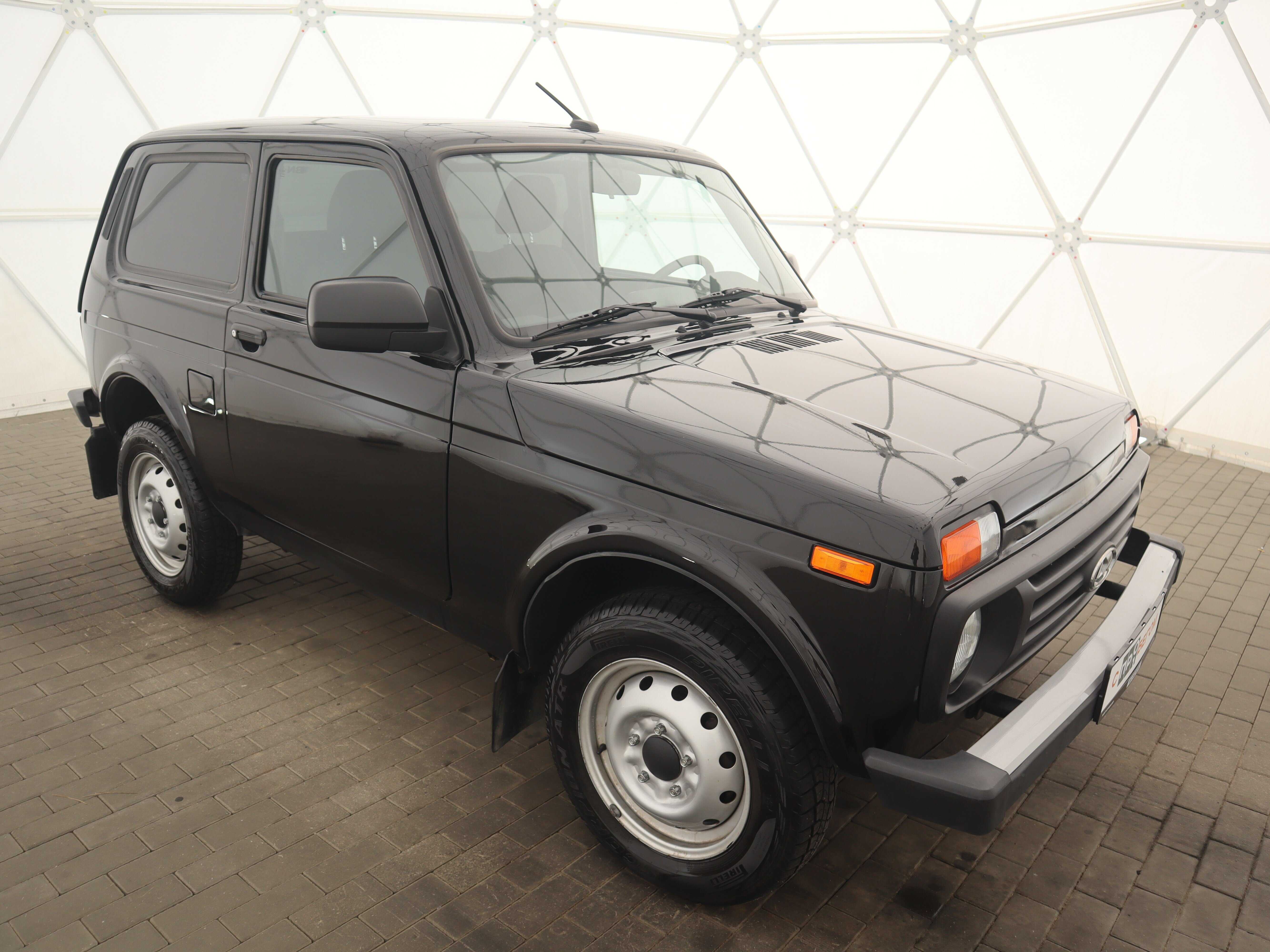 LADA Niva Legend